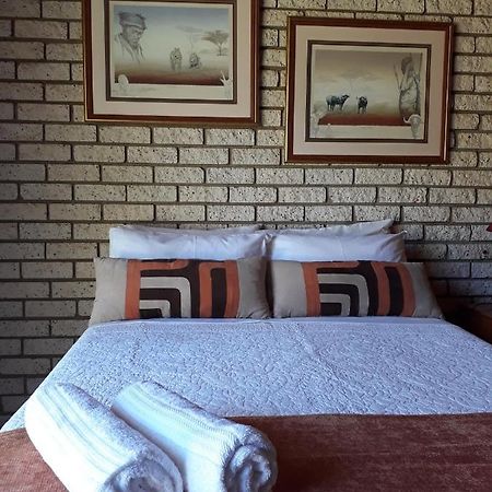 Die Plasie On-Suite Rooms Hartbeespoort Eksteriør bilde