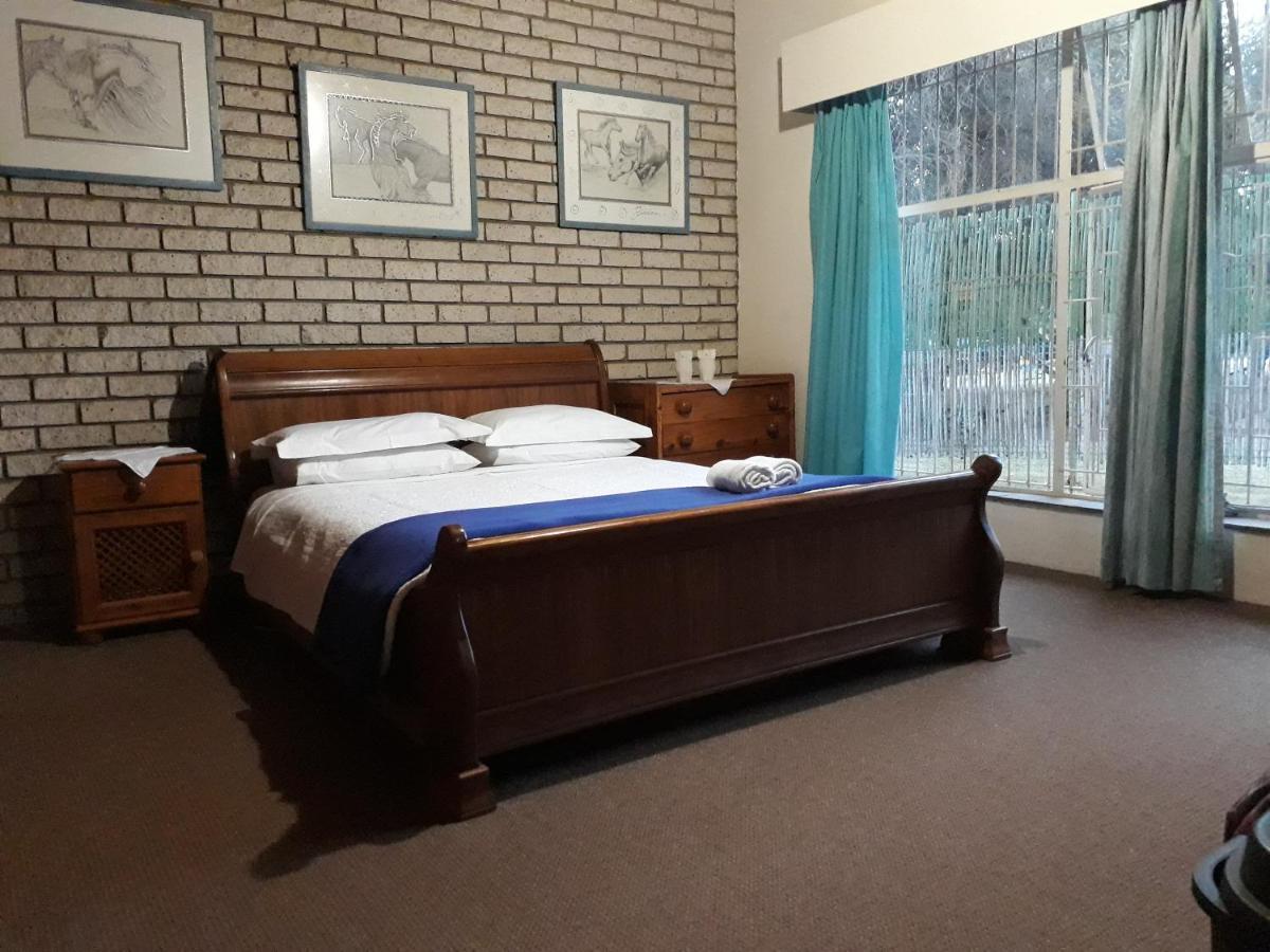 Die Plasie On-Suite Rooms Hartbeespoort Eksteriør bilde
